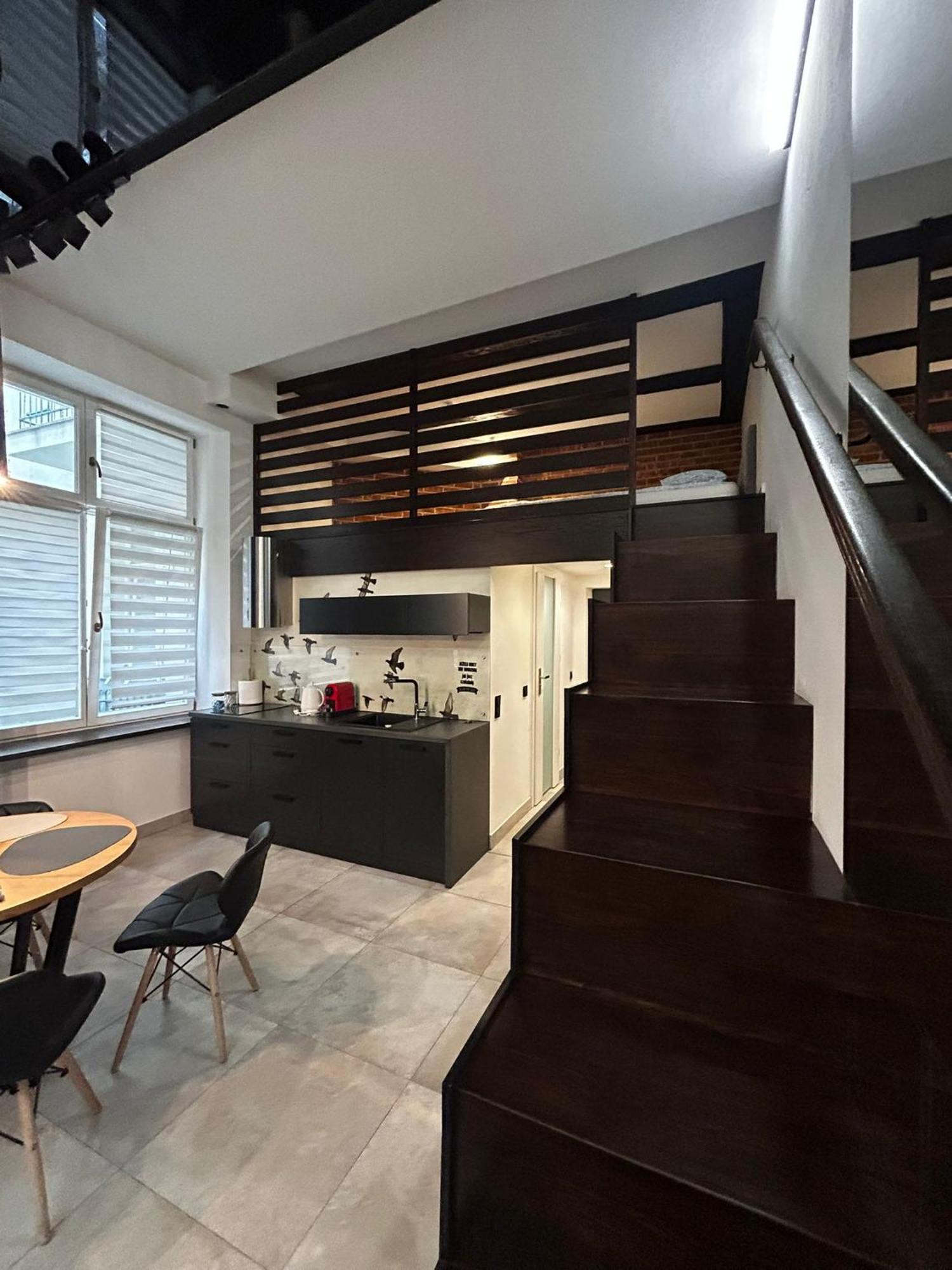 Vintage Bracka Loft